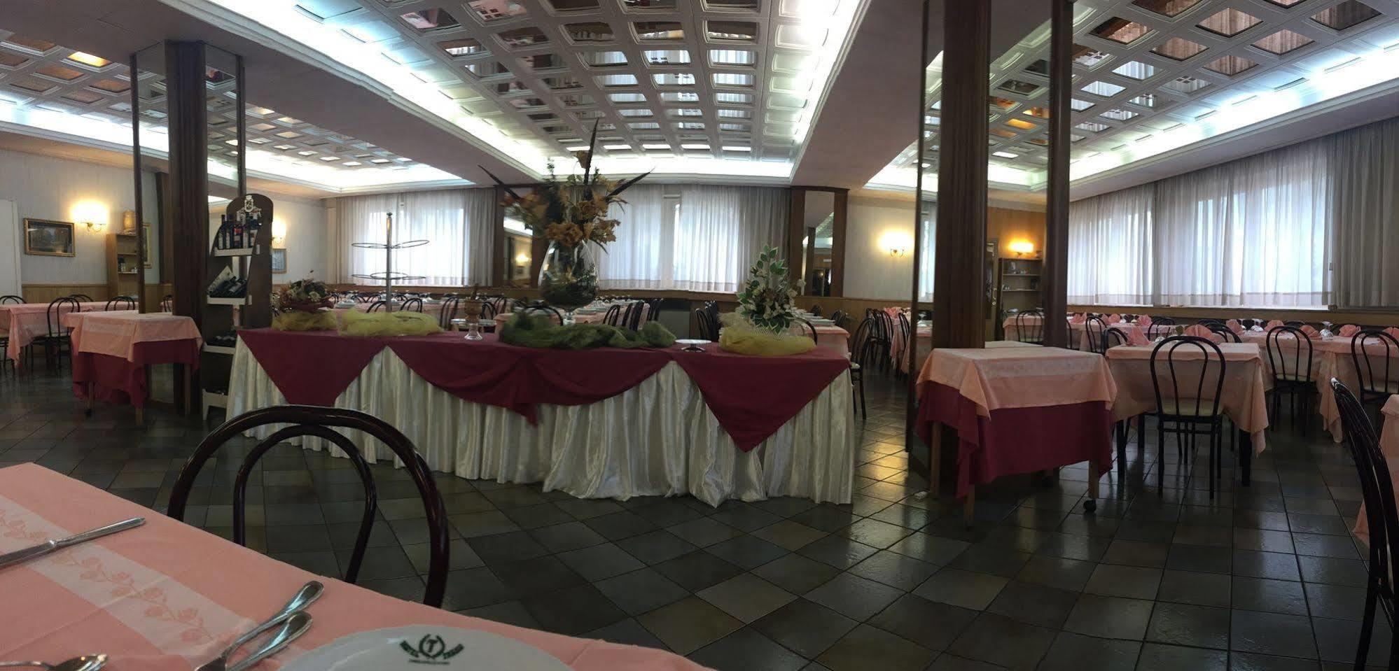 Hotel Tasso Camigliatello Silano Dış mekan fotoğraf