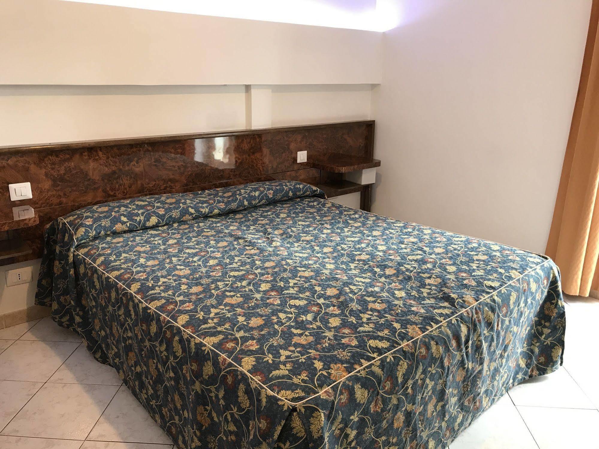 Hotel Tasso Camigliatello Silano Dış mekan fotoğraf